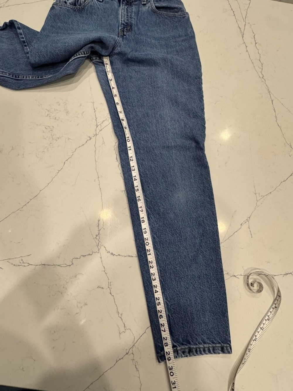 Levi's 551 Relaxed fit Tapered Leg 6 Med. - Picture 4 of 7